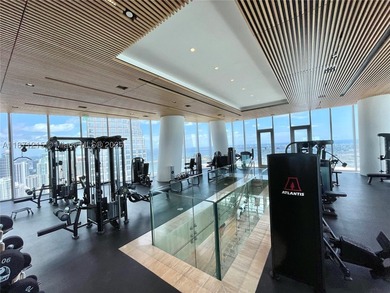 Largest Split Floor plan, Fully Furnished 2 bedrooms + DEN, 3 - photo 48