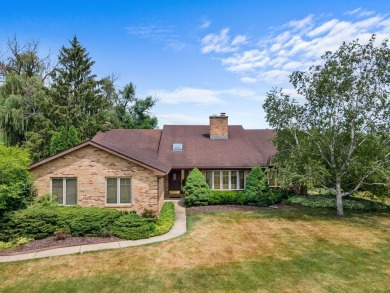Lake Home Sale Pending in Dundee, Illinois