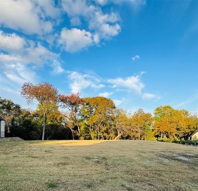 Lake Ray Hubbard Lot For Sale in Heath Texas