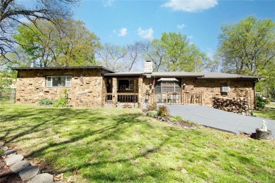 Lake Home For Sale in Chouteau, Oklahoma