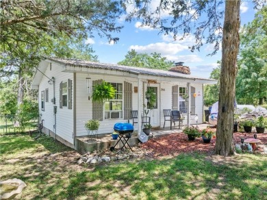 Lake Home For Sale in Diamond City, Arkansas