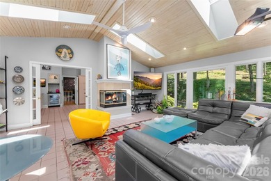 Stunning North Asheville home on a 0.76 acre lot in a desirable - photo 13