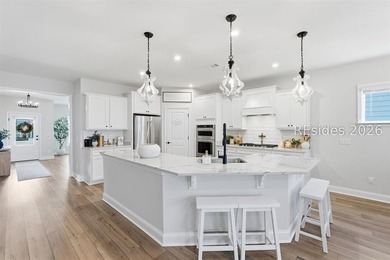 Better than new, move-in ready home in Malind Bluff Waterfront - photo 13