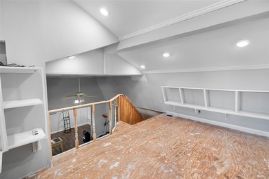 Affordable Waterfront Opportunity at Moss Lake. Discover the - photo 14