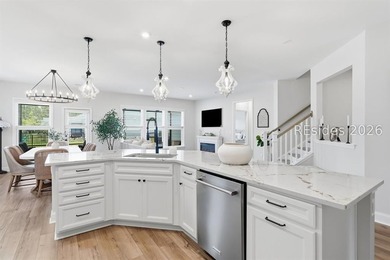 Better than new, move-in ready home in Malind Bluff Waterfront - photo 15