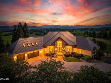 Experience the perfect blend of luxury, privacy, and - photo 1