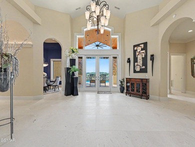 Experience the perfect blend of luxury, privacy, and - photo 6
