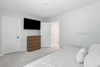 Better than new, move-in ready home in Malind Bluff Waterfront - photo 37