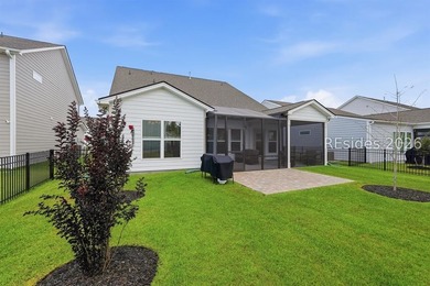 Better than new, move-in ready home in Malind Bluff Waterfront - photo 41