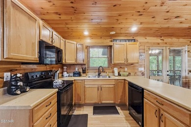 WOW FACTOR! BREATHTAKING YEAR-ROUND MOUNTAIN VIEWS, STRONG - photo 7