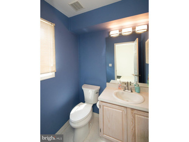 Riverfront Townhome with Private Boat Slip on the Warwick River! - photo 6