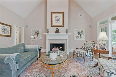 GORGEOUS GOLF COURSE VIEWS ABOUND IN THIS UPDATED, MOVE-IN READY - photo 11