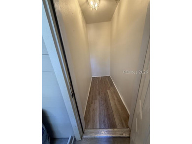 This one won't last! Dreamy 1st floor 2 bed/2bath, fully - photo 16