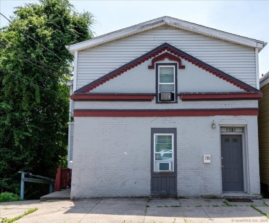 Lake Home Sale Pending in Norwich, Connecticut