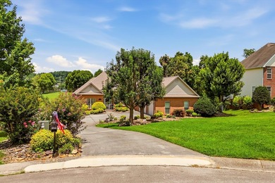 Welcome to your forever retreat in Huntington Subdivision - a - photo 3