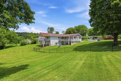 Imagine living on the lake on your own little bit of heaven! - photo 5