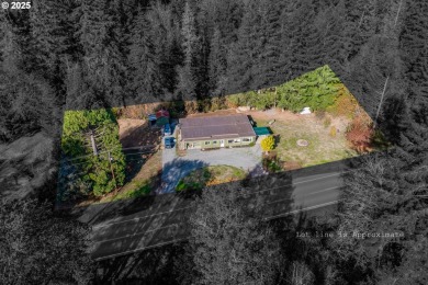 Lake Home For Sale in Cascadia, Oregon