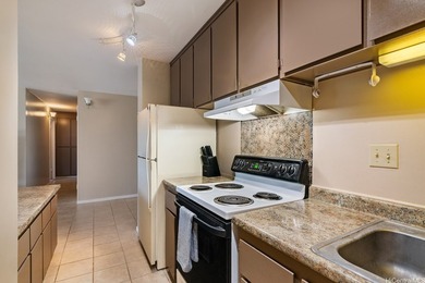 The Lilikoi is a secure gem of a building conveniently located - photo 9