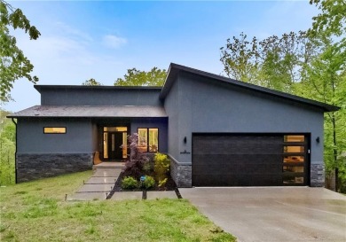 Lake Home For Sale in Bella Vista, Arkansas