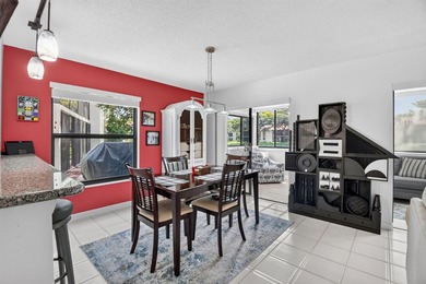 Fully Furnished Turnkey! Bright, beautifully renovated 3-bedroom - photo 17