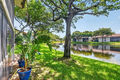 Fully Furnished Turnkey! Bright, beautifully renovated 3-bedroom - photo 22