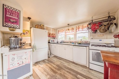 Mid-town beauty with large decks and ocean and surf views from - photo 23