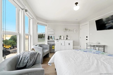 *The Crown Victoria* is a distinctive San Diego property - photo 8