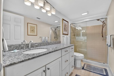 Fully Furnished Turnkey! Bright, beautifully renovated 3-bedroom - photo 29