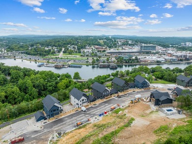 Bluff-top location. Nightly rental approved. Built for memories - photo 1
