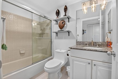 Fully Furnished Turnkey! Bright, beautifully renovated 3-bedroom - photo 33