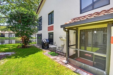Fully Furnished Turnkey! Bright, beautifully renovated 3-bedroom - photo 38