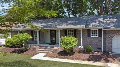 Don't miss this beautifully renovated 4-bedroom, 2-bath home in - photo 2