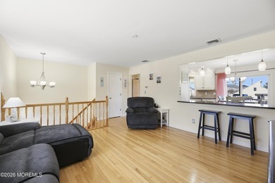 Price Reduction! Arrive by car or boat and enjoy the ultimate - photo 3