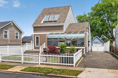 Why pay for a rental home, storage fees and expensive marina or - photo 2