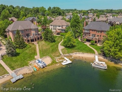 Experience unparalleled luxury in Northville's prestigious - photo 12