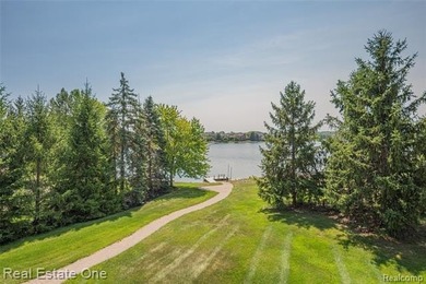 Experience unparalleled luxury in Northville's prestigious - photo 18