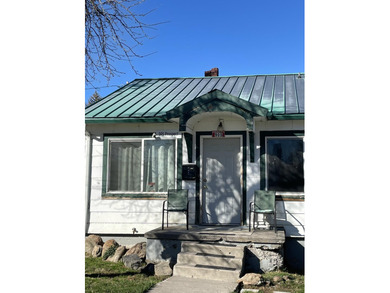 Upper Klamath Lake Home For Sale in Klamath Falls Oregon