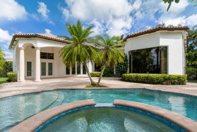 Full Golf Membership 4 bedroom, 4 1/2 bath Estate home located - photo 32