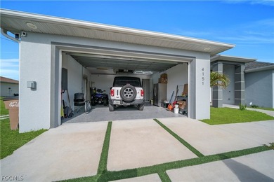 Beautiful home built in 2023 featuring luxury finishes - photo 4