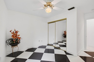 LOCATION! LOCATION! DISCOVER THIS RARE 3/2/GARAGE SUNLIT CORNER - photo 47