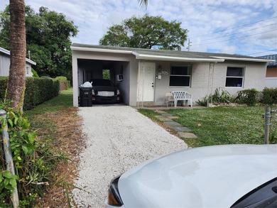 Awesome opportunity to own this single-family house with large - photo 5
