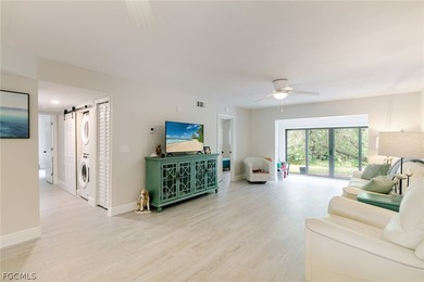 Beautifully remodeled first-floor end-unit condo in Newport Glen - photo 6