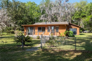Santa Fe Lake Home For Sale in Melrose Florida