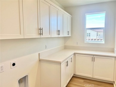Beautiful brand new home within minutes to the beach! This - photo 15
