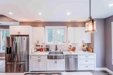 Welcome to 224 Lake Shore Drive, a turn-key lakeview retreat set - photo 16