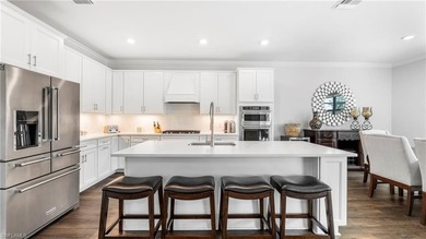 Welcome to an exceptional residence in the highly sought-after - photo 2