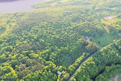 A PRIVATE 115.72 ACRE LAND RESERVE WITH 30 ACRES OVERLOOKING A - photo 3