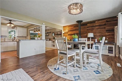 Stylish, ranch home on 1 acre lot in Aurora. This 3-bedroom 2 - photo 5