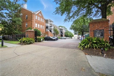Elizabeth River Condo For Sale in Norfolk Virginia