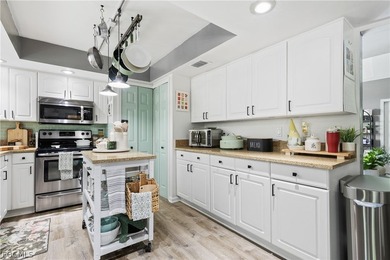 Experience the space and freedom of North Fort Myers living on - photo 9